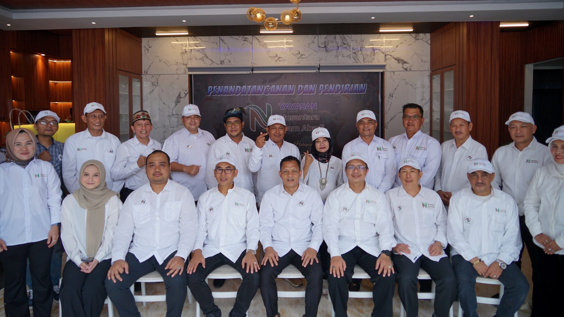 Santunan Anak Yatim dan Pendirian Yayasan Nusantara Alam Abadi